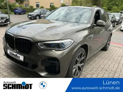 Gebraucht BMW X5 M Sport 340 PS (250 kW) 2023 (braun)  manhattan SUV