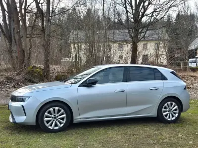 Brugt Opel Astra Elegance 131 HK (96 kW) 2023 Sølv Sedan