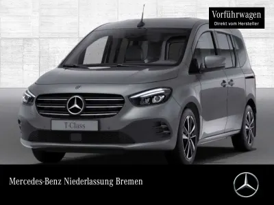 Gebraucht Mercedes T180 Progressive 116 PS (85 kW) 2025 Chromitgrau Van / Kleinbus