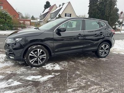 Schwarz Gebraucht 2020 Nissan Qashqai SUV | 13.000 € (Superpreis)
