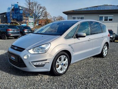 Silber Gebraucht 2011 Ford S-MAX Titanium Van / Kleinbus | 8.490 € (Etwas zu teuer)