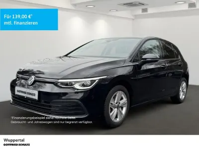 Usata VW Golf VIII Life 131 CV (96 kW) 2023 Nero Berlina
