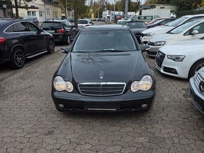 Grau Gebraucht 2002 Mercedes C180 Limousine | 3.900 € (Fairer Preis)