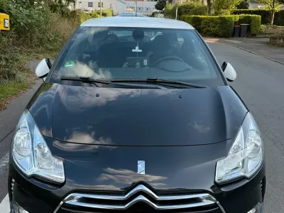 Gebraucht Citroën DS3 82 PS (60 kW) 2013 Schwarz Kleinwagen