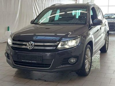 Gebraucht VW Tiguan LOUNGE 150 PS (110 kW) 2016 Grau SUV