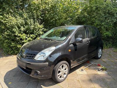 Nissan Pixo