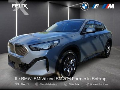 Nouă BMW iX2 150 kW (204 CP) 2026 Gri SUV