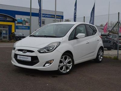 Gebraucht Hyundai ix20 116 PS (85 kW) 2012 Weiß Kleinwagen