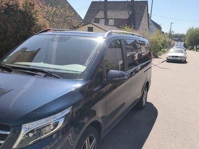 Usata Mercedes V250 204 CV (150 kW) 2018 Blu Monovolume
