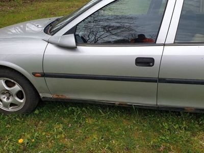 gebraucht Opel Vectra 1.6 -