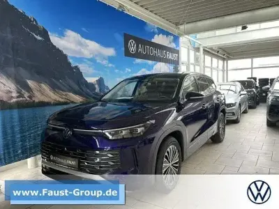 Gebraucht VW Tayron Elegance 204 PS (150 kW) 2025 Violett metallic SUV