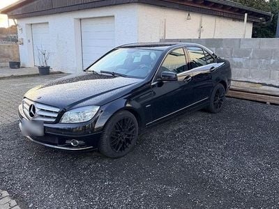 Gebraucht Mercedes C180 156 PS (114 kW) 2010 Schwarz Limousine