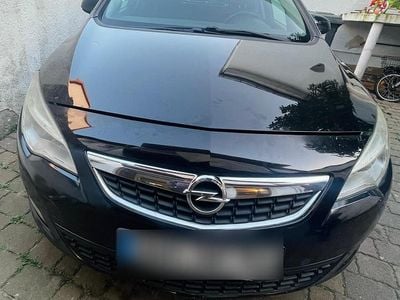 Gebraucht Opel Astra 125 PS (91 kW) 2011 Schwarz Limousine