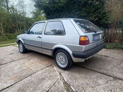 Second-hand VW Golf II 72 CP (52 kW) 1990 Gri Hatchback