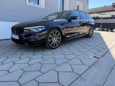 Gebraucht BMW 530 M Sport 265 PS (194 kW) 2018 Carbonschwarz metallic Kombi