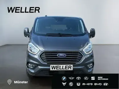 Second-hand Ford Tourneo Custom Titanium X 2023 Gri Van
