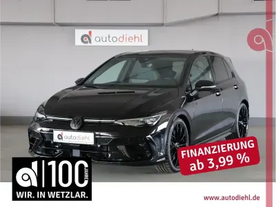 Gebraucht VW Golf VIII Black Edition 333 PS (244 kW) 2025 Schwarz Limousine