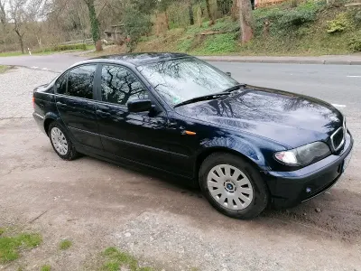 Gebraucht BMW 316 116 PS (85 kW) 2003 Blau Limousine