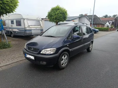 Gebraucht Opel Zafira Elegance 101 PS (74 kW) 2000 Blau Van / Kleinbus