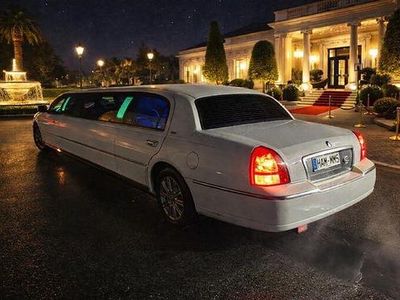 Gebraucht Lincoln Town Car 250 PS (183 kW) 2006 Weiß Limousine