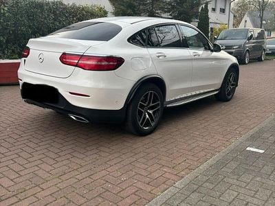 Gebraucht Mercedes GLC250 AMG 204 PS (150 kW) 2018 Weiß Coupé