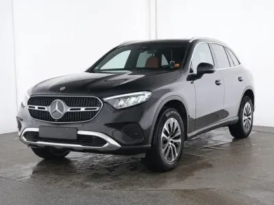 Gebraucht Mercedes GLC220 Advanced Plus 197 PS (144 kW) 2024 Lack obsidianschwarz SUV
