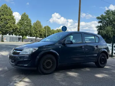 Gebraucht Opel Astra Edition 90 PS (66 kW) 2008 Metro m2 Kleinwagen