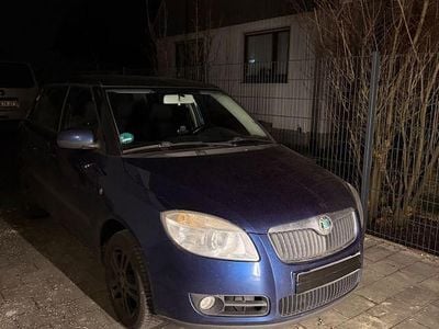 Blau Gebraucht 2007 Skoda Fabia Ambiente Limousine | 2.200 € (Fairer Preis)