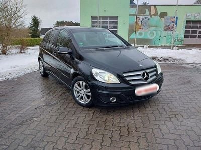 Gebraucht Mercedes B180 109 PS (80 kW) 2009 Schwarz Van / Kleinbus