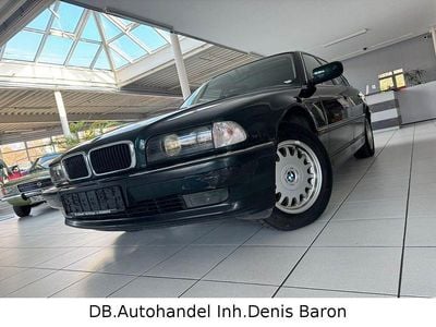 Grün Gebraucht 1998 BMW 728 Limousine | 3.490 €