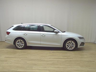 Gebraucht Skoda Octavia Style 150 PS (110 kW) 2023 Weiss Kombi
