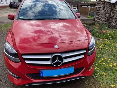 Brugt Mercedes B180 Style 109 HK (80 kW) 2016 Rød MPV
