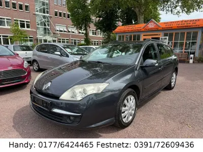 Używany Renault Laguna GrandTour 140 KM (102 kW) 2010 Czarny Kombi