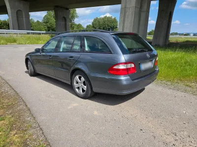 Gebraucht Mercedes E350 Classic 272 PS (200 kW) 2005 Grau Kombi