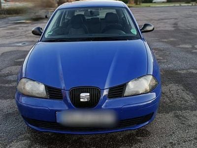 Blau Gebraucht 2005 Seat Ibiza Reference Limousine | 1.300 € (Guter Preis)