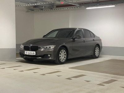 Gebraucht BMW 320 Luxury Line 184 PS (135 kW) 2014 Braun Limousine