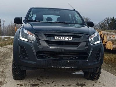 Gebraucht Isuzu D-Max 163 PS (119 kW) 2017 Grün Abholung