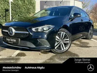Begagnad Mercedes CLA220 Progressive 190 HK (139 kW) 2022 Svart Sedan
