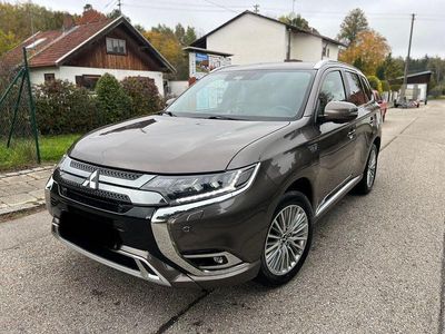 Mitsubishi Outlander P-HEV