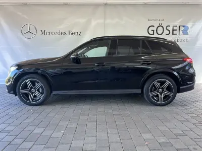 Używany Mercedes GLC220 AMG 197 KM (144 kW) 2026 Czarny SUV
