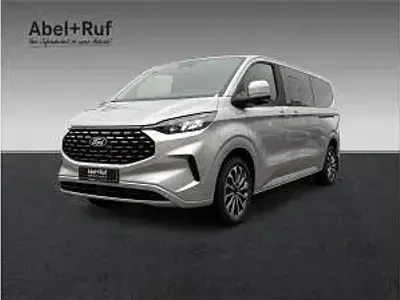 Gebraucht Ford Tourneo 170 PS (125 kW) 2026 Silber Van / Kleinbus
