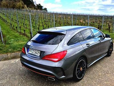 Gebraucht Mercedes CLA200 Shooting Brake OrangeArt Edition 156 PS (114 kW) 2016 Kombi