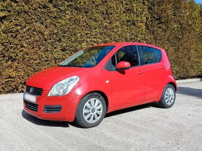Usado Suzuki Splash 86 HP (63 kW) 2009 Vermelho Citadino