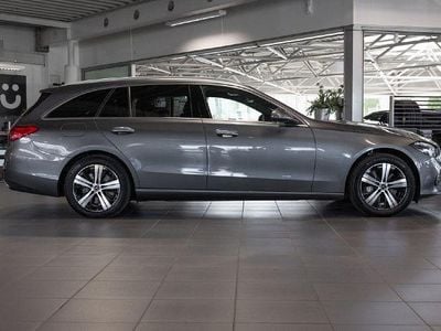 Gebraucht Mercedes C300e Avantgarde 313 PS (230 kW) 2023