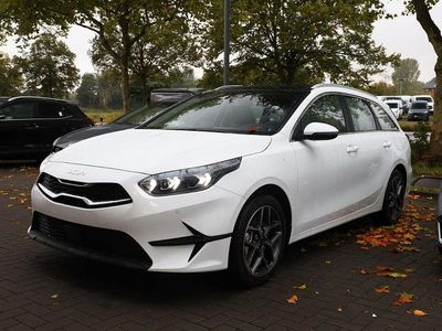 Neu Kia Ceed Sportswagon Spirit 140 PS (102 kW) 2025 Weiß Kombi