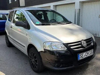 Gebraucht VW Fox 54 PS (39 kW) 2007 Silber Kleinwagen