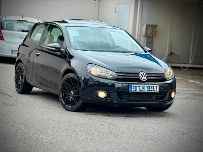 Gebraucht VW Golf VI 105 PS (77 kW) 2009 Schwarz Kleinwagen