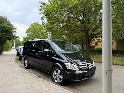 Mercedes Viano