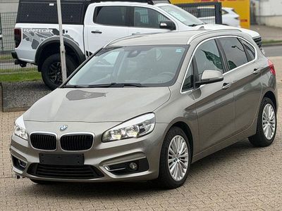 Gebraucht BMW 216 Active Tourer Luxury Line 116 PS (85 kW) 2015 Silber Van / Kleinbus