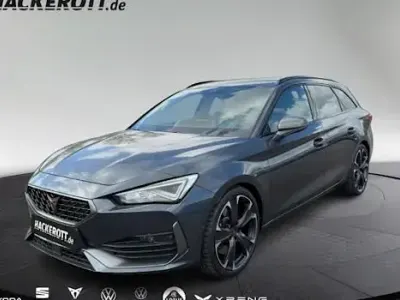 Używany Cupra Leon VZ 245 KM (180 kW) 2024 Szary Kombi
